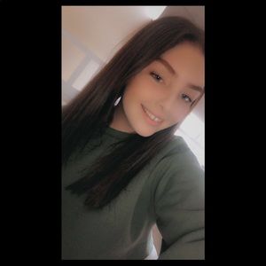 Meet your Posher, Jade